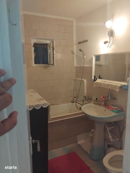 Apartament cu 2 camere în Broșteni