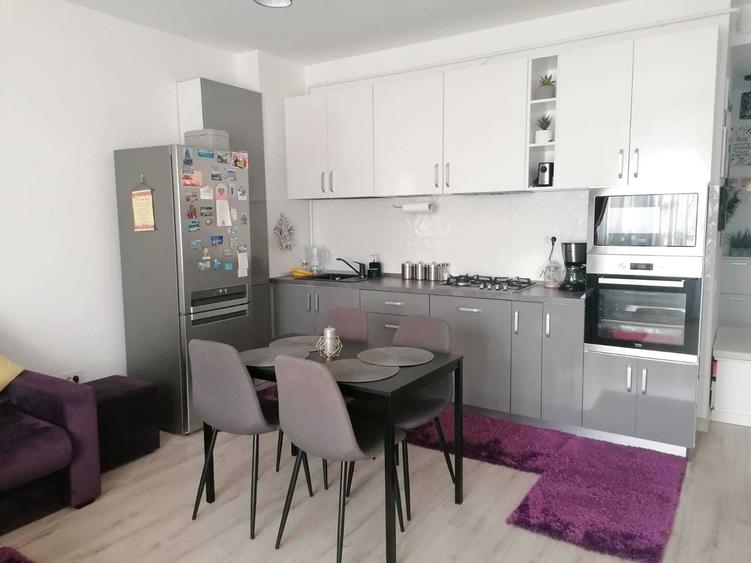 Apartament cu 2 camere decomandat în Valea Lupului