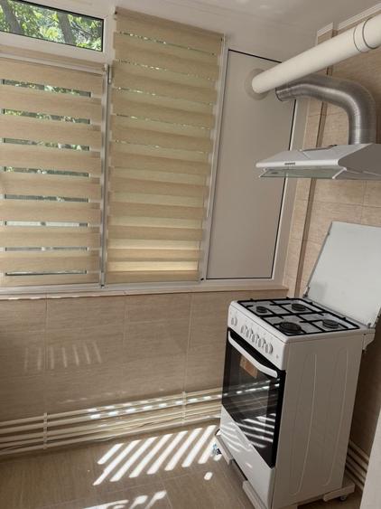 Apartament cu 2 camere decomandat în Calarași 4