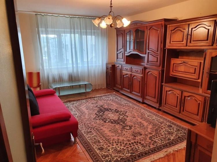 Apartament cu 2 camere decomandat în Exterior Vest