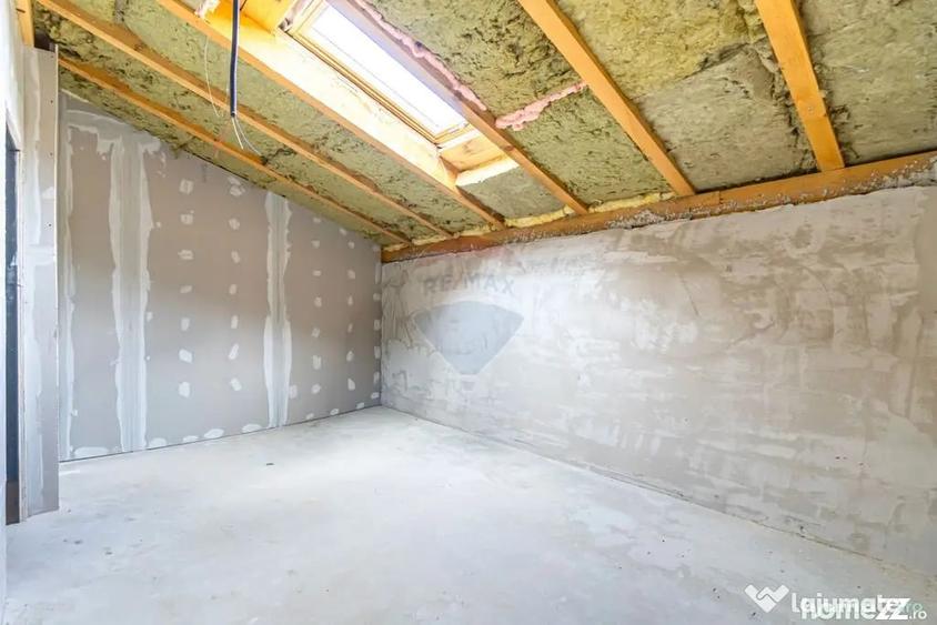 Casă cu 5 camere cu Teren 800 Mp în Hărman