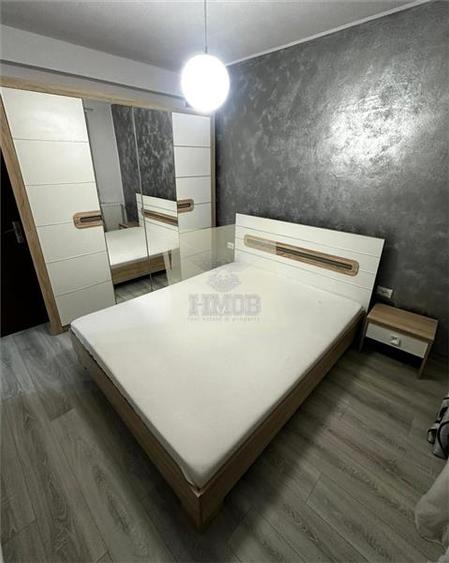 Apartament cu 3 camere decomandat în Turnișor