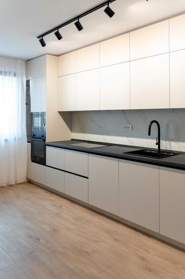 Apartament cu 2 camere decomandat în Torontalului