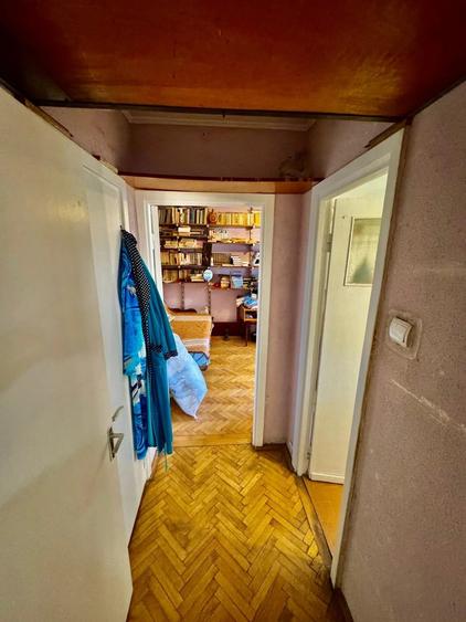 Apartament cu 2 camere semidecomandat în Podu Roș