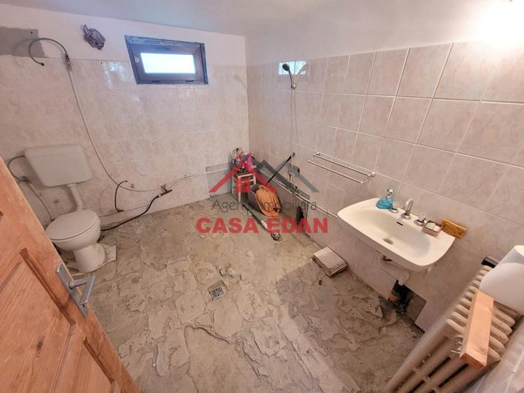 Casă individuală cu 3 camere cu Teren 1906 Mp în Breaza