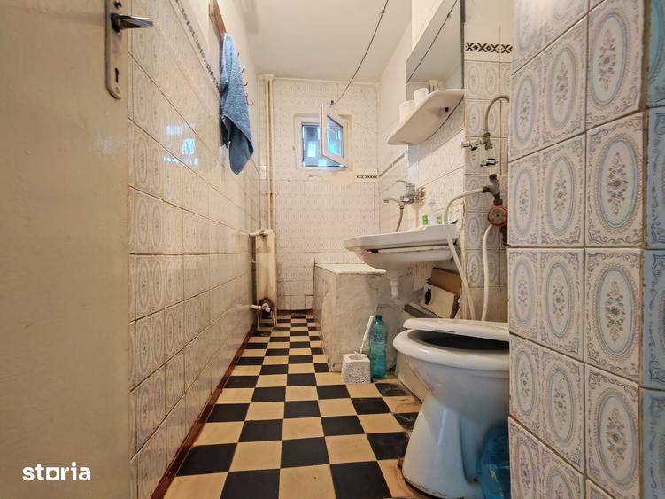Apartament cu 3 camere în Km 4