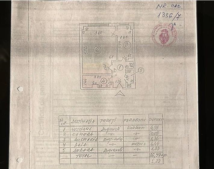 Garsonieră decomandată în 13 Septembrie