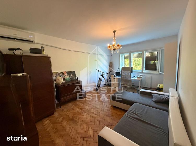 Apartament cu 2 camere decomandat în Aradului