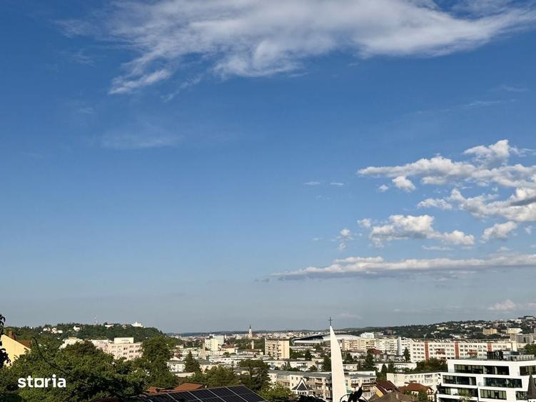 Casă cu 4 camere în Grigorescu