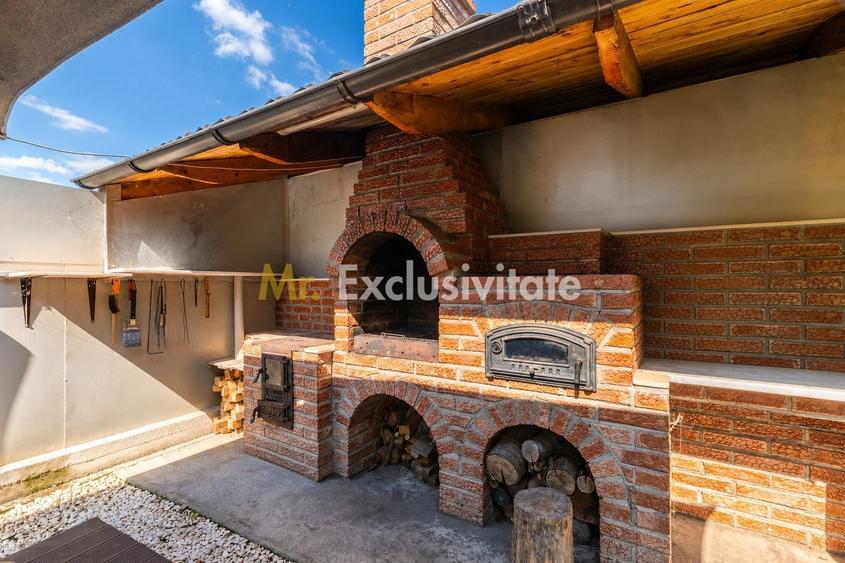 Casă individuală cu 4 camere cu Canalizare în Prundu