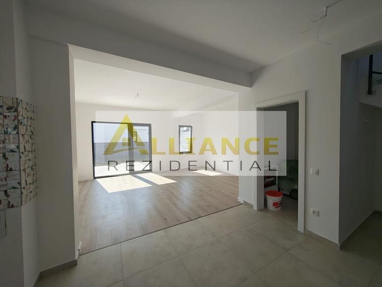 Duplex cu 3 camere cu Canalizare în Berceni
