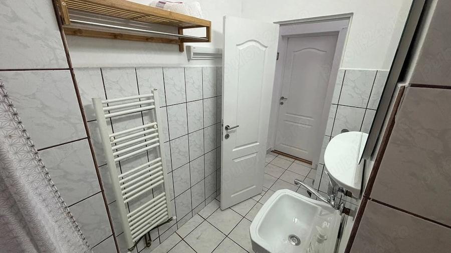 Garsonieră decomandată în Gruia