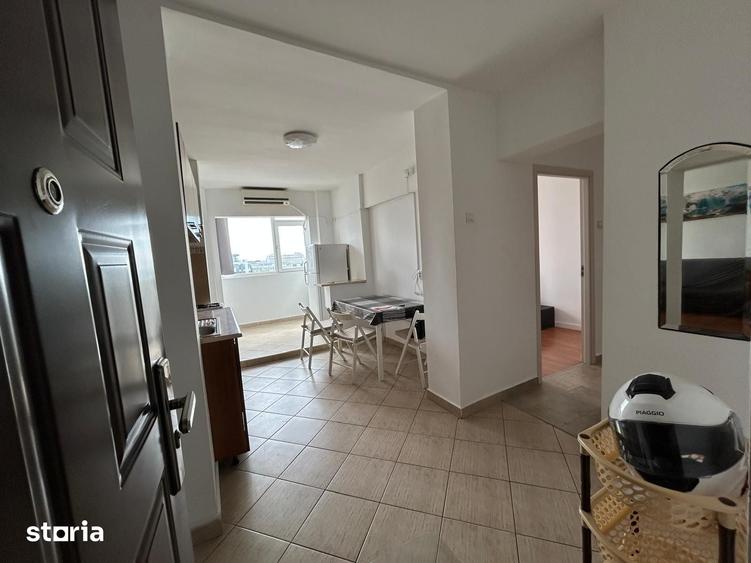 Apartament cu 3 camere decomandat în Grivița