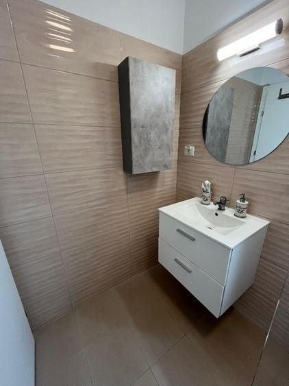 Casă individuală cu 3 camere cu Canalizare în Tunari