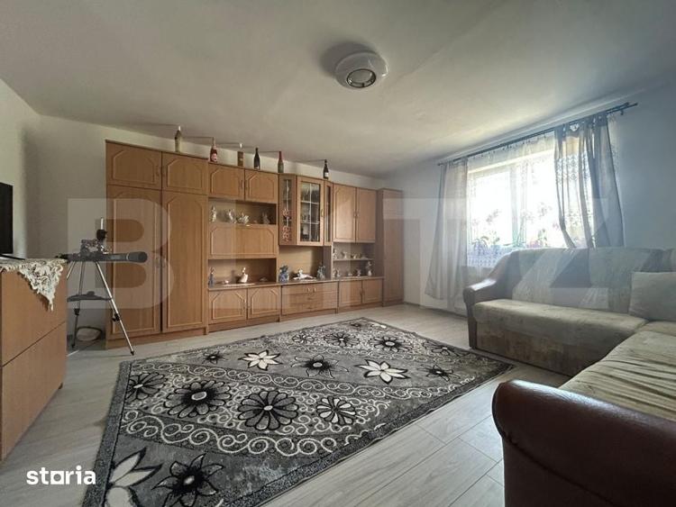 Casă cu 5 camere cu Teren 3000 Mp în Central