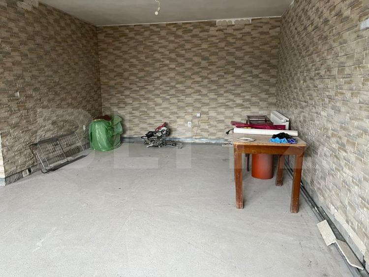 Casă individuală cu 6 camere cu Canalizare în Exterior Vest