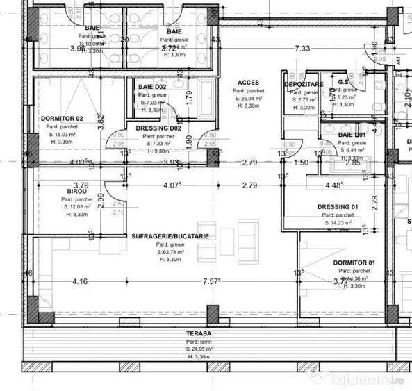 Apartament cu 4 camere decomandat în Central
