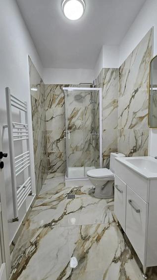 Apartament cu 2 camere decomandat în Exterior Vest