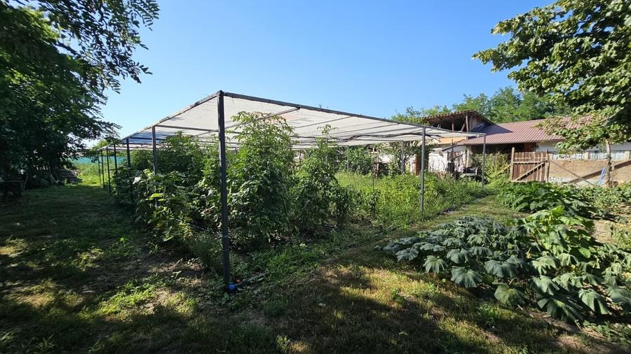 Casă individuală cu 4 camere cu Canalizare în Munteni-Buzău