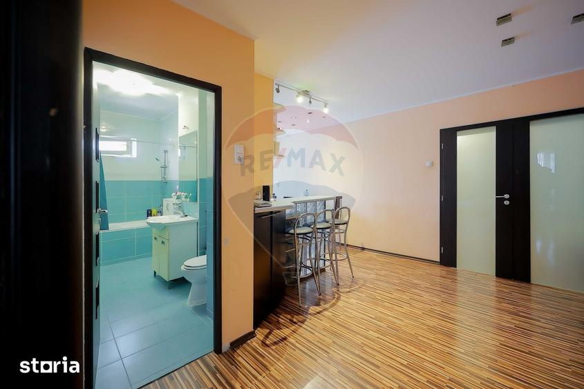 Apartament cu 3 camere în Nufărul