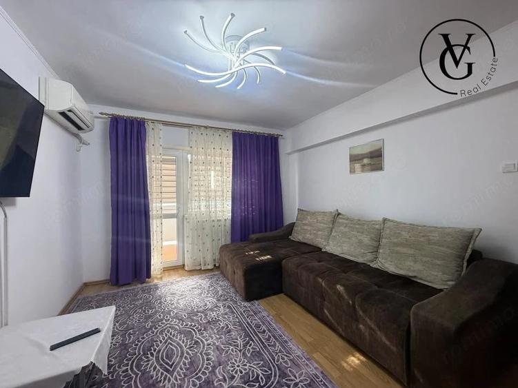 Apartament 3 camere modern - zona Tomis III - centrala proprie - 1