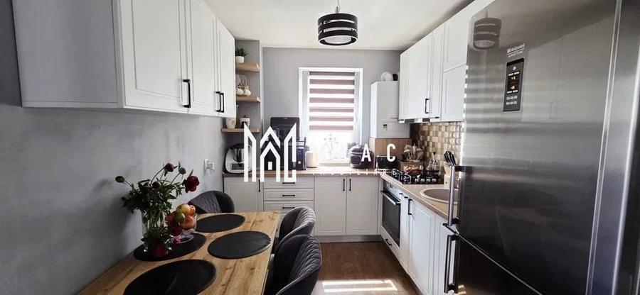 Apartament cu 3 camere, mobilat în Turnișor