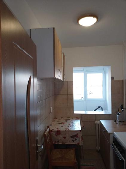 Garsonieră decomandată în Central