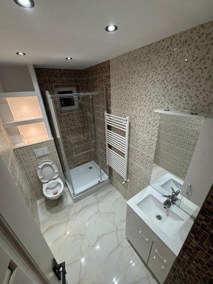 Apartament cu 2 camere decomandat în Energiei