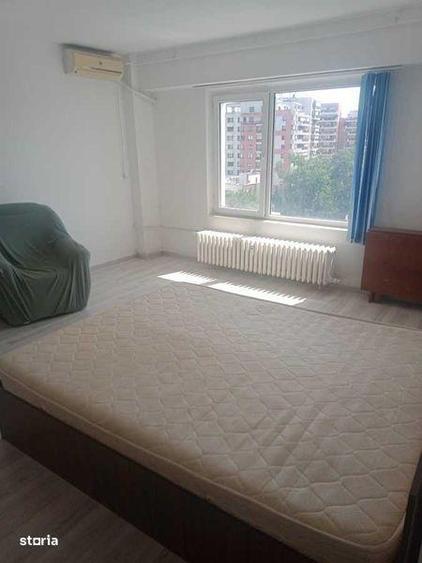 Garsonieră decomandată, mobilată în Ștefan cel Mare
