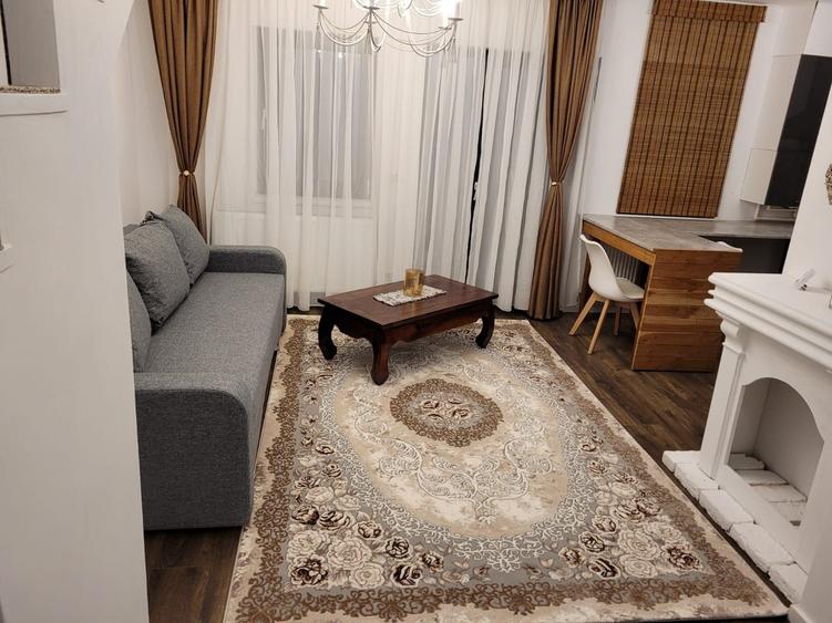 Casă cu 4 camere în Central