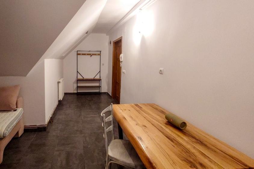 Garsonieră decomandată în Exterior Vest
