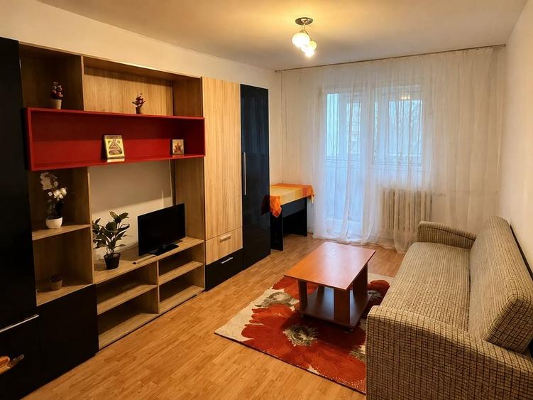Apartament cu 2 camere semidecomandat în Doamna Ghica