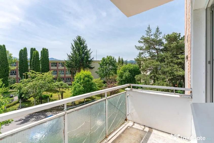 Apartament cu 2 camere semidecomandat în Astra