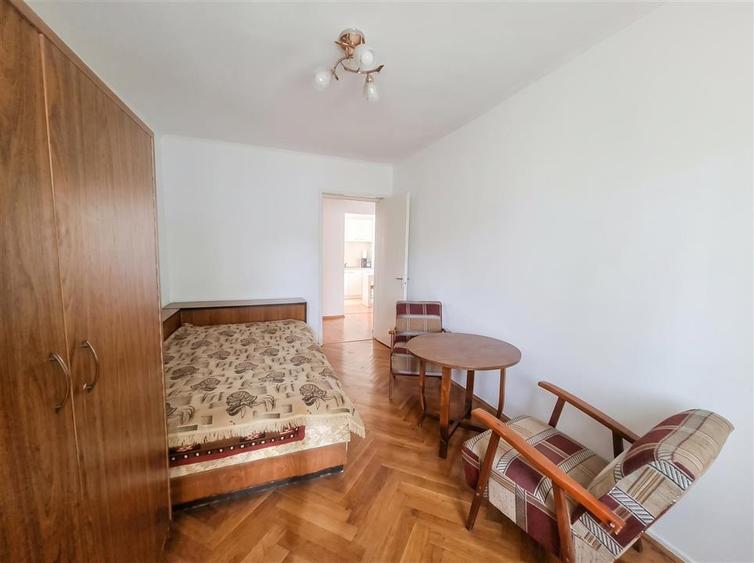 Apartament cu 2 camere semidecomandat în Burdujeni