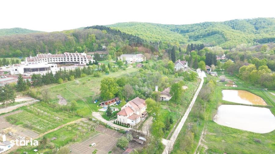Hotel / Pensiune cu 16 camere de vanzare - 4