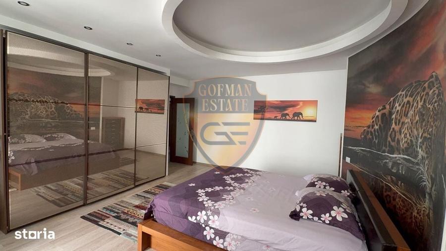 3 camere 180 mp + Parcare privata. Peninsula, Centrul Vechi, Piata Ovi - 19