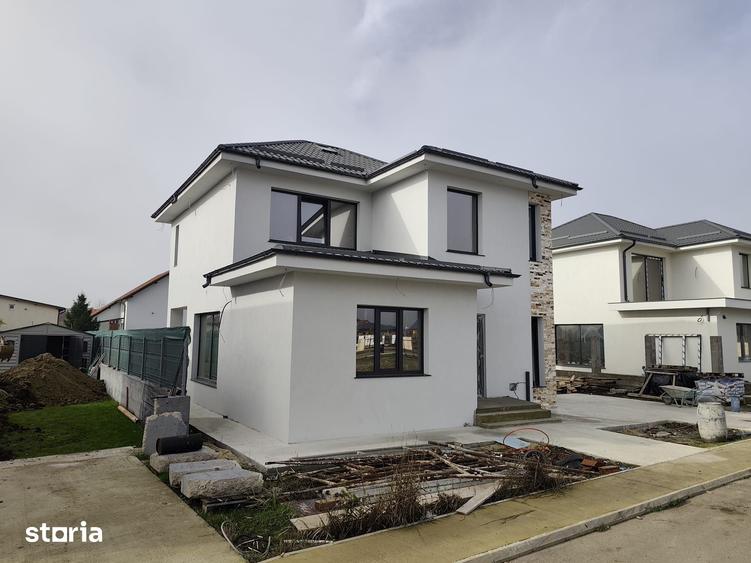 Casă cu 4 camere cu Teren 460 Mp în Tărtășești