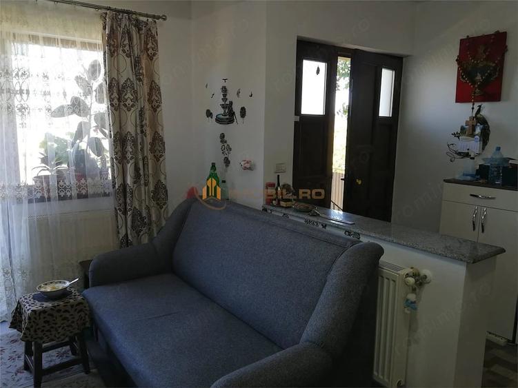 Casă cu 1 camere cu Teren 1136 Mp în Uricani