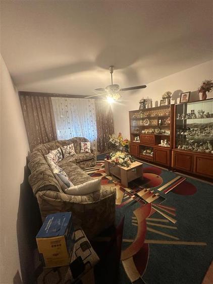 APARTAMENT 3 CAMERE DECOMANDAT FRUMOASA NICOLINA 135000 EURO - 11