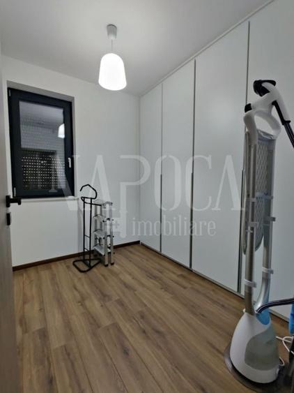 Casă individuală cu 4 camere cu Canalizare în Iris
