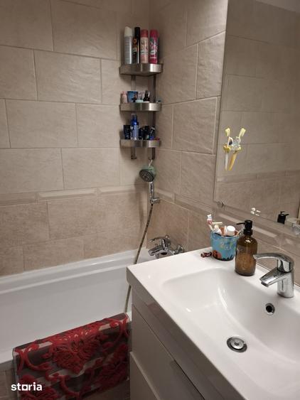Apartament cu 3 camere în Rahova