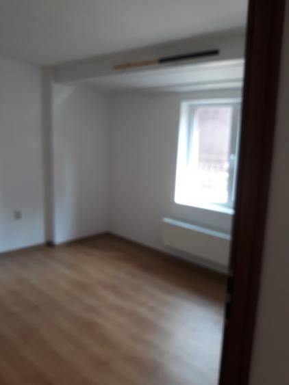 Apartament cu 2 camere semidecomandat în Calea Victoriei