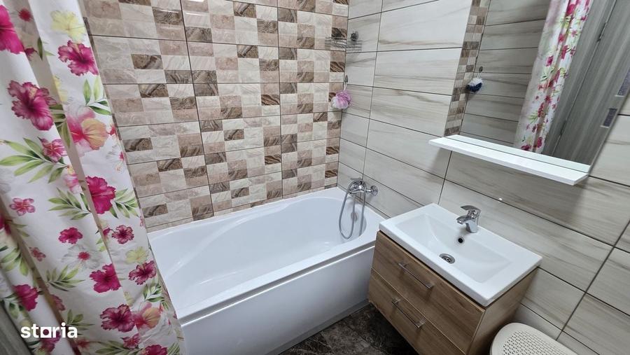 Apartament cu 3 camere în Nufărul