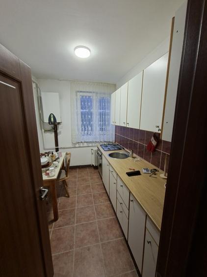 Apartament cu 2 camere decomandat în Precista