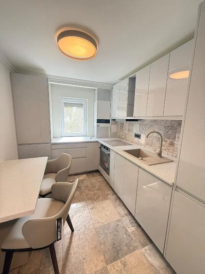 Apartament cu 2 camere semidecomandat în Olimpia-Stadion
