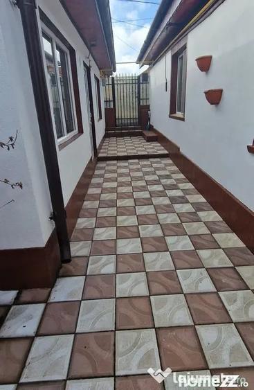 Casă cu 4 camere cu Teren 399 Mp în Central