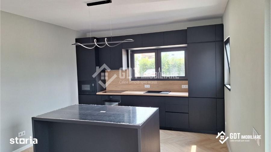 Casă cu 4 camere decomandat cu Teren 200 Mp în Central