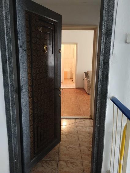 Apartament cu 2 camere semidecomandat în Hipodrom