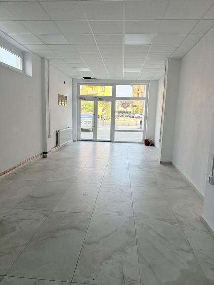 Spațiu comercial, de 120 mp, în Șelimbăr