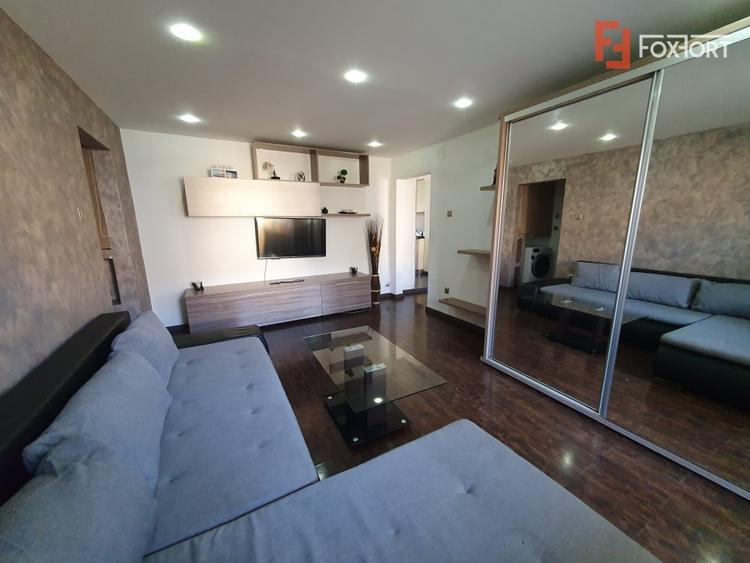 Apartament cu 2 camere semidecomandat, mobilat în Girocului